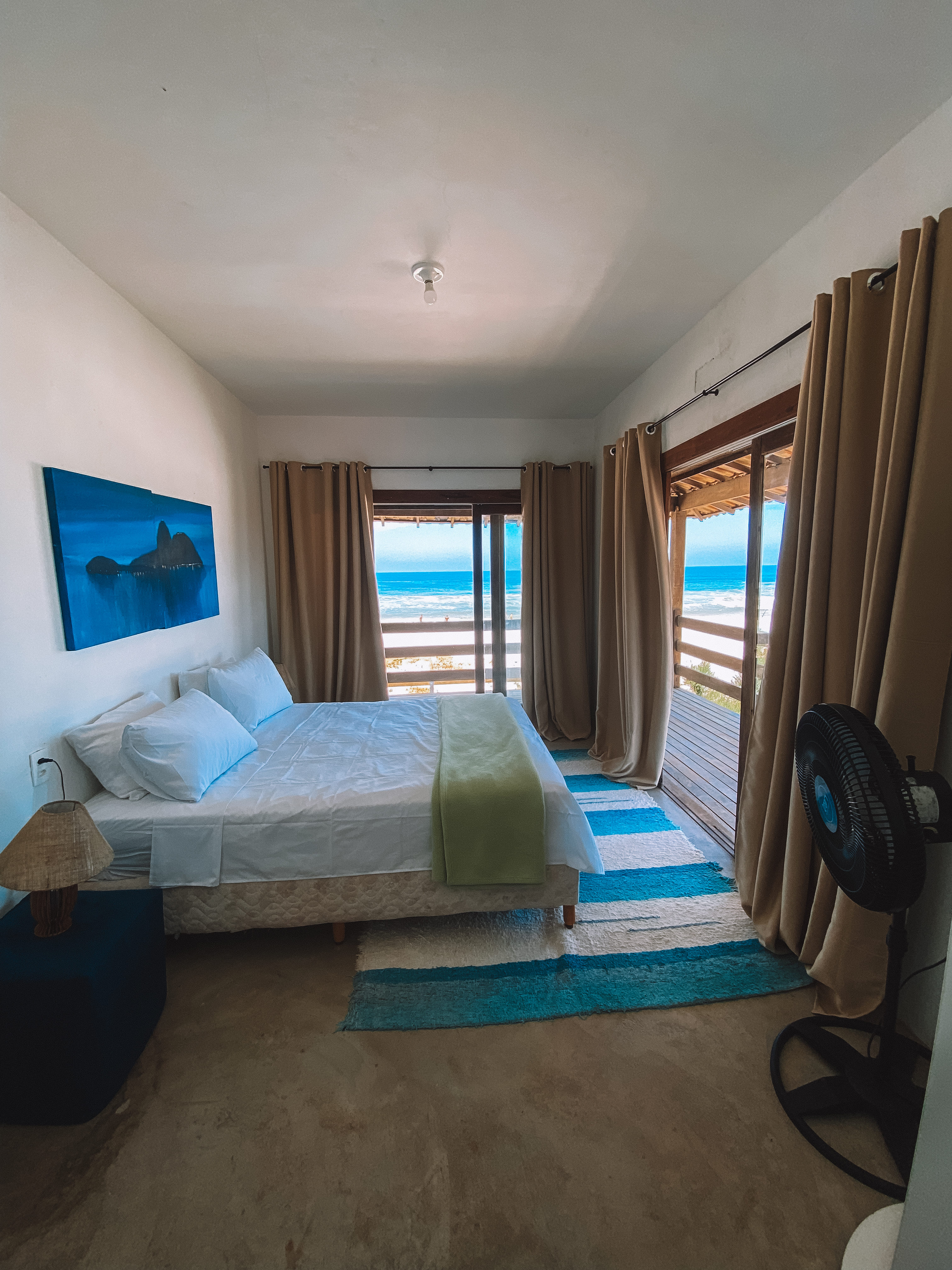 Casa Branca Pé na Areia em Arraial do Cabo
