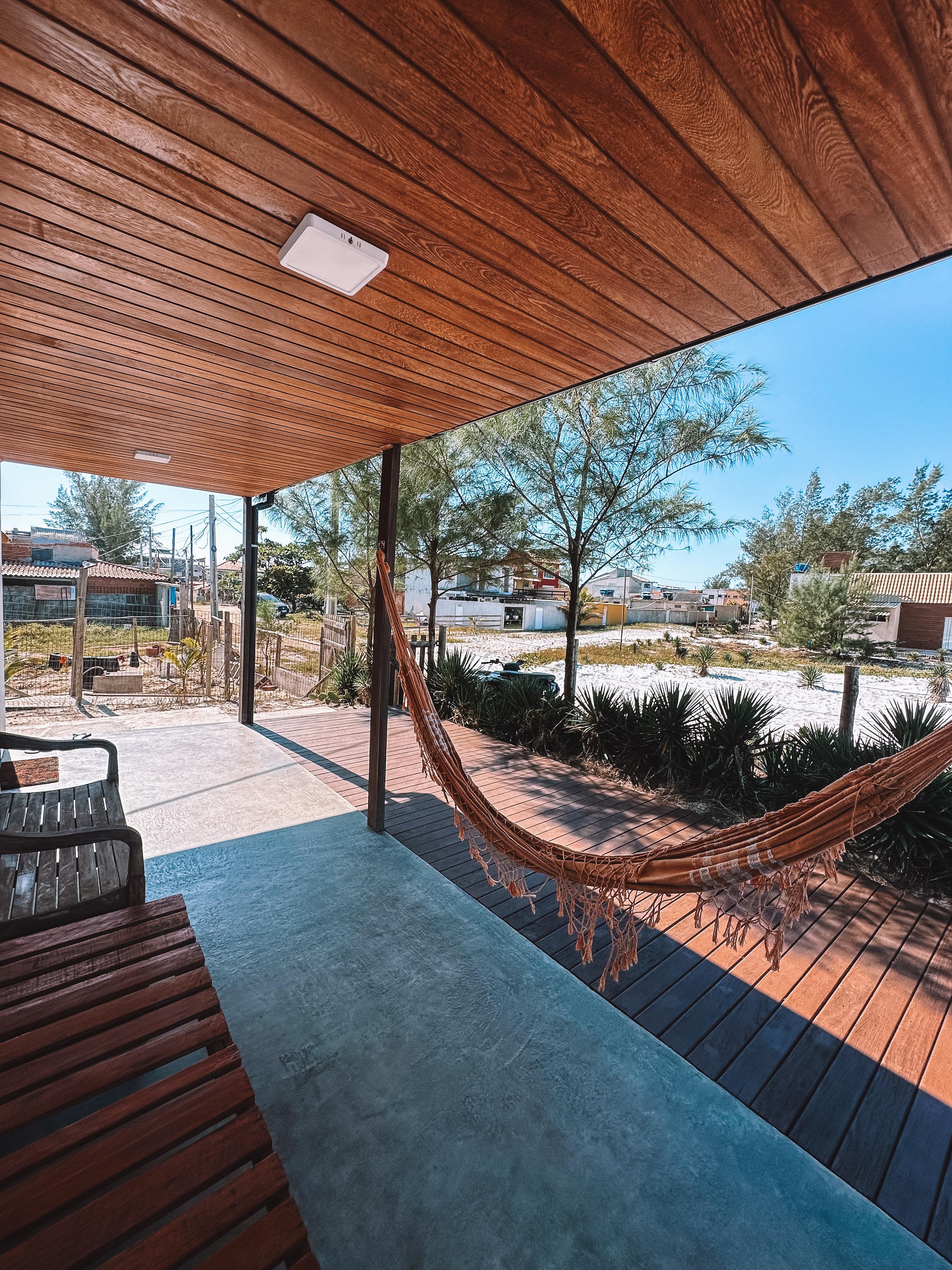 Achado CA1002 - Casa Carioca - Pé na areia